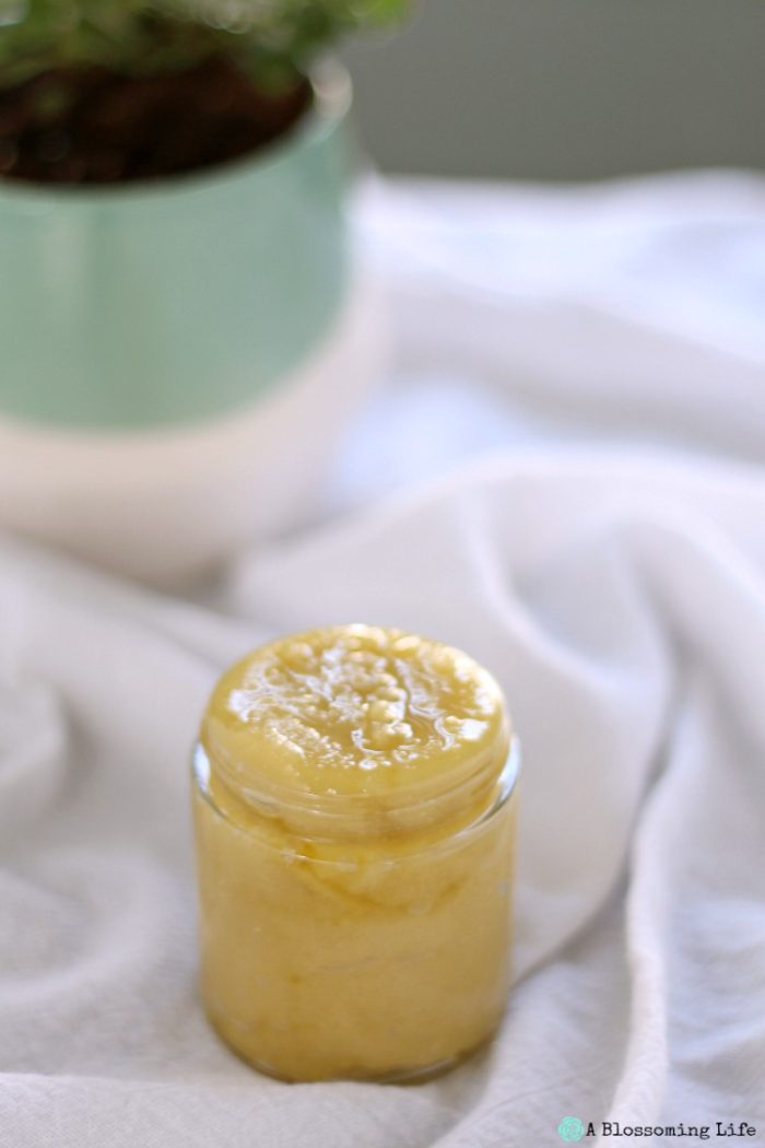 Lemon and Thyme Gardener Hand Scrub Recipe - Suburbia Unwrapped