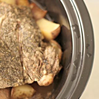 Easy Crockpot Pot Roast