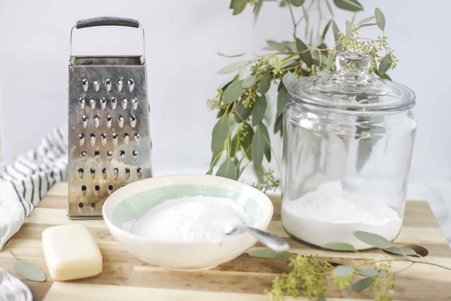 Homemade Laundry Detergent - A Blossoming Life